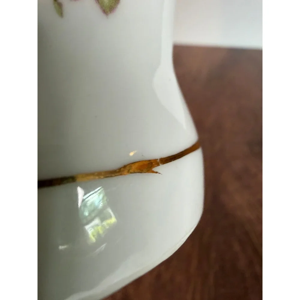 Vintage Porcelain Floral Hand Ring Holder Jewelry Display Rose Gold Trim